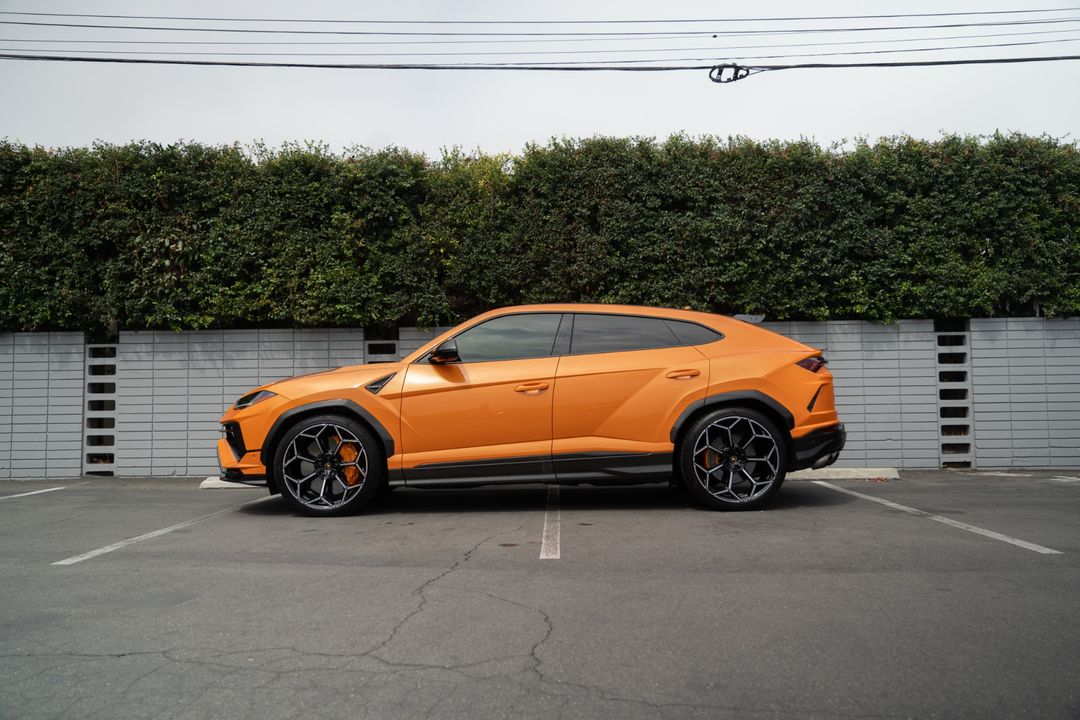 2022 Lamborghini Urus