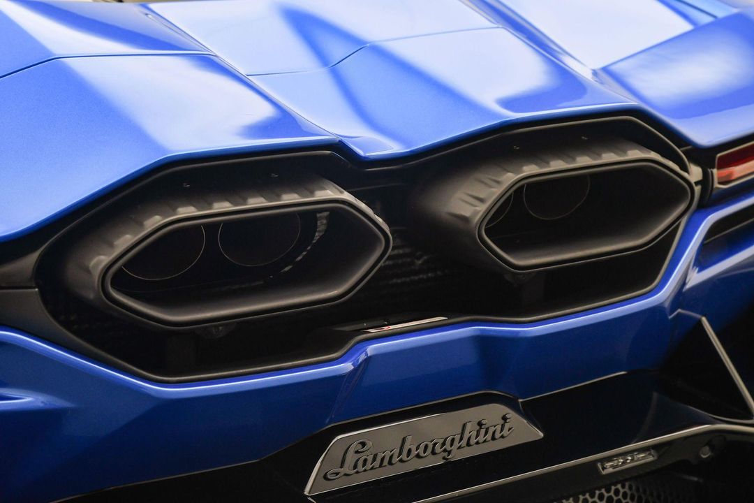 2024 Lamborghini Revuelto