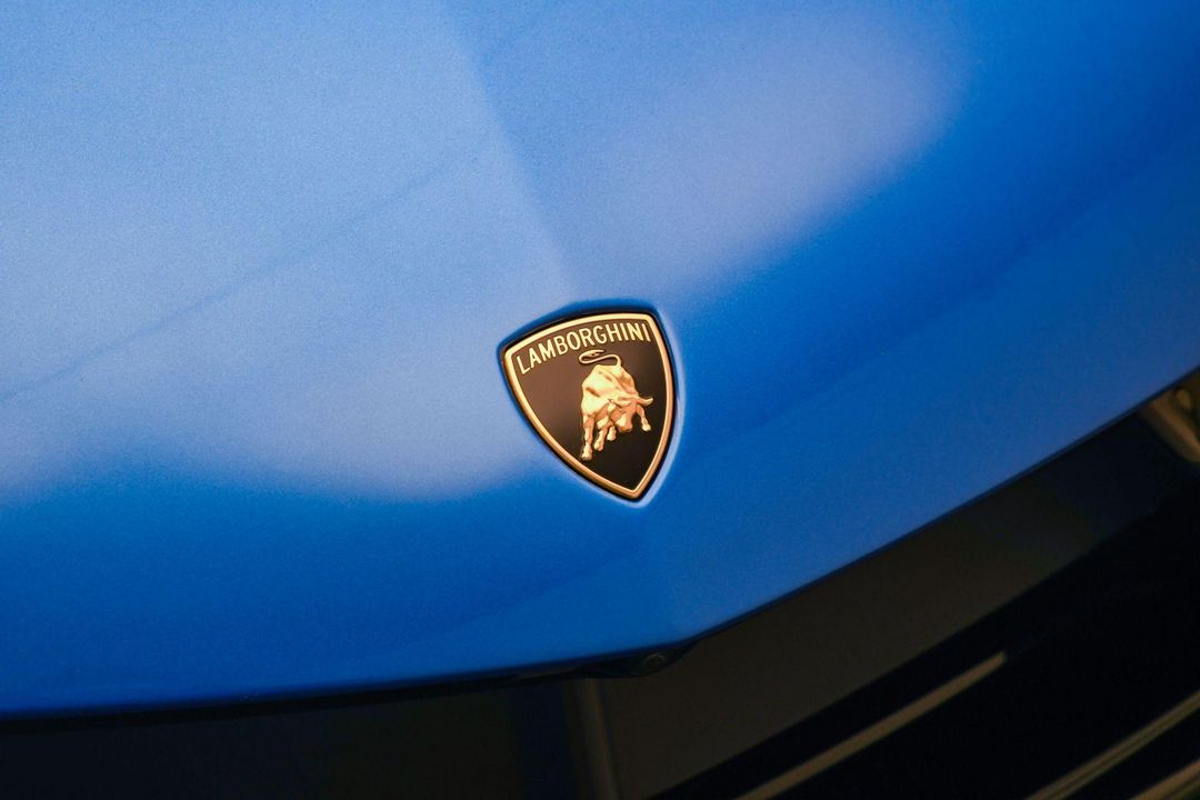 2024 Lamborghini Revuelto