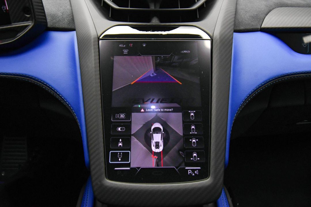 2024 Lamborghini Revuelto