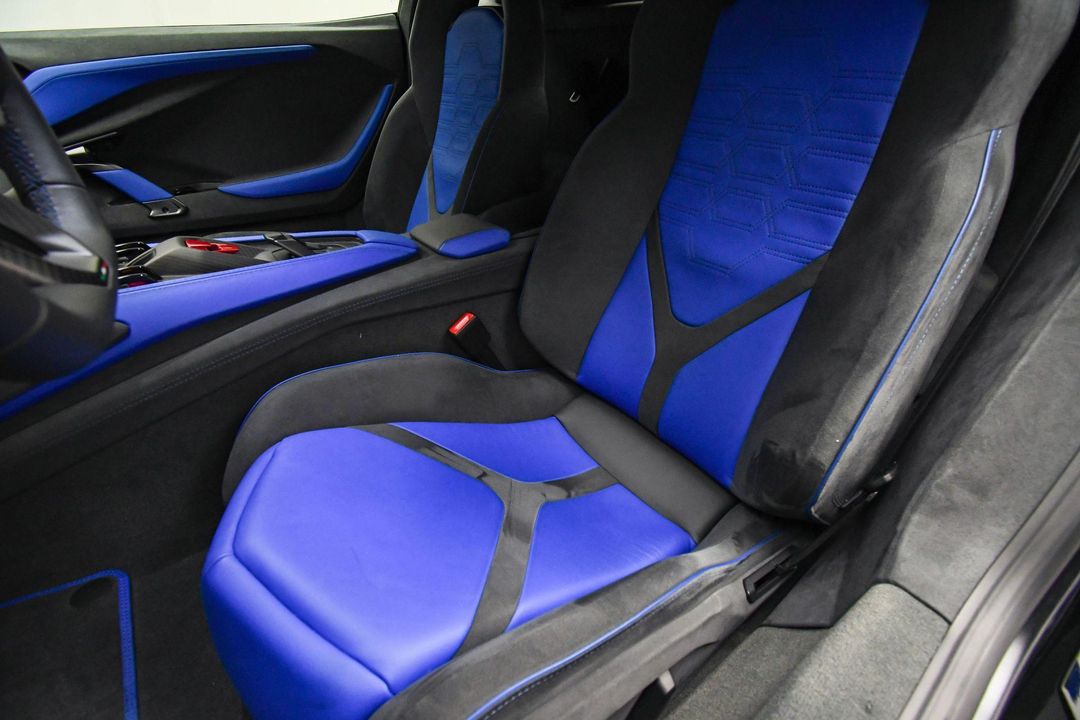 2024 Lamborghini Revuelto