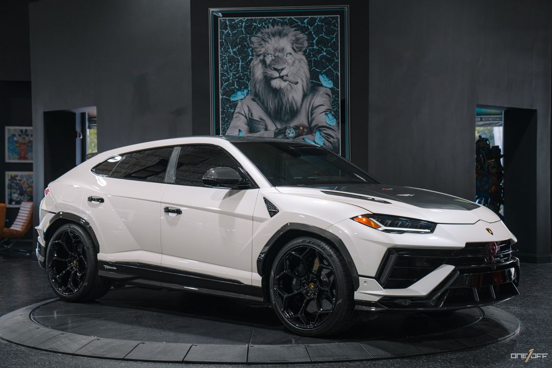 2023 Lamborghini Urus
