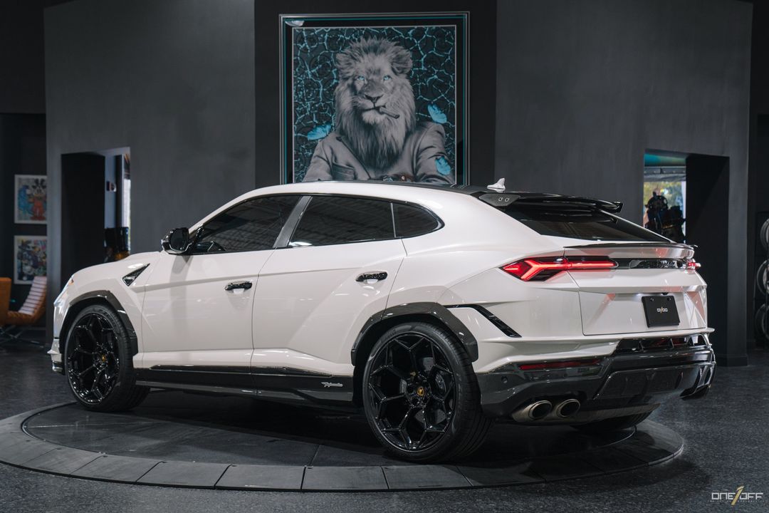 2023 Lamborghini Urus
