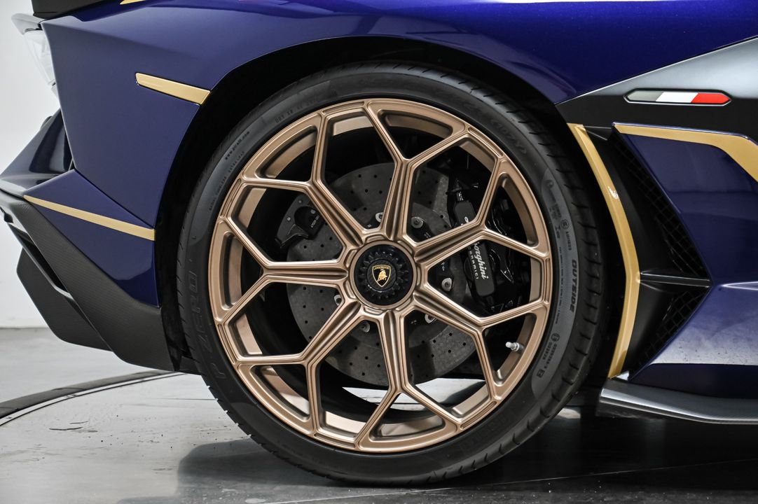 2019 Lamborghini Aventador