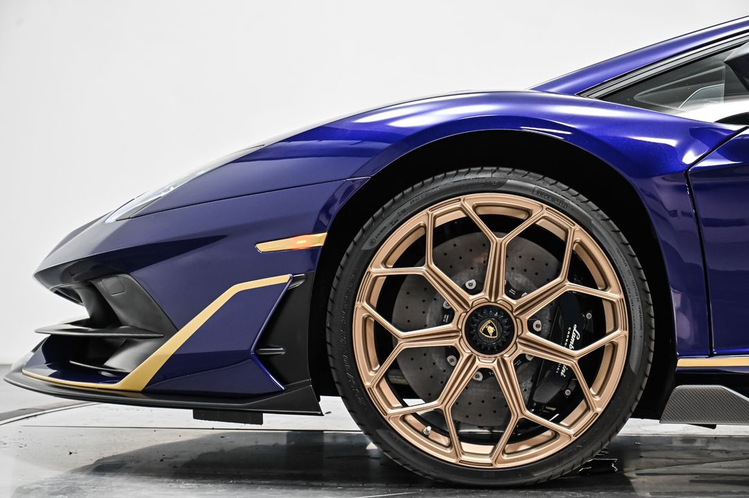 2019 Lamborghini Aventador
