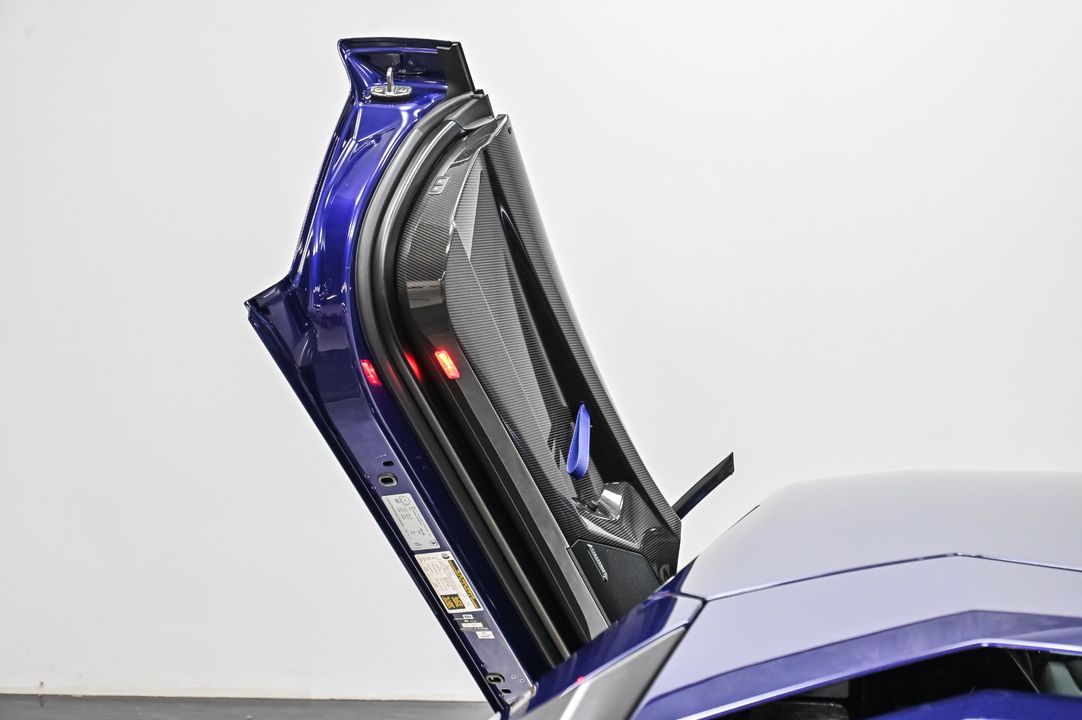 2019 Lamborghini Aventador