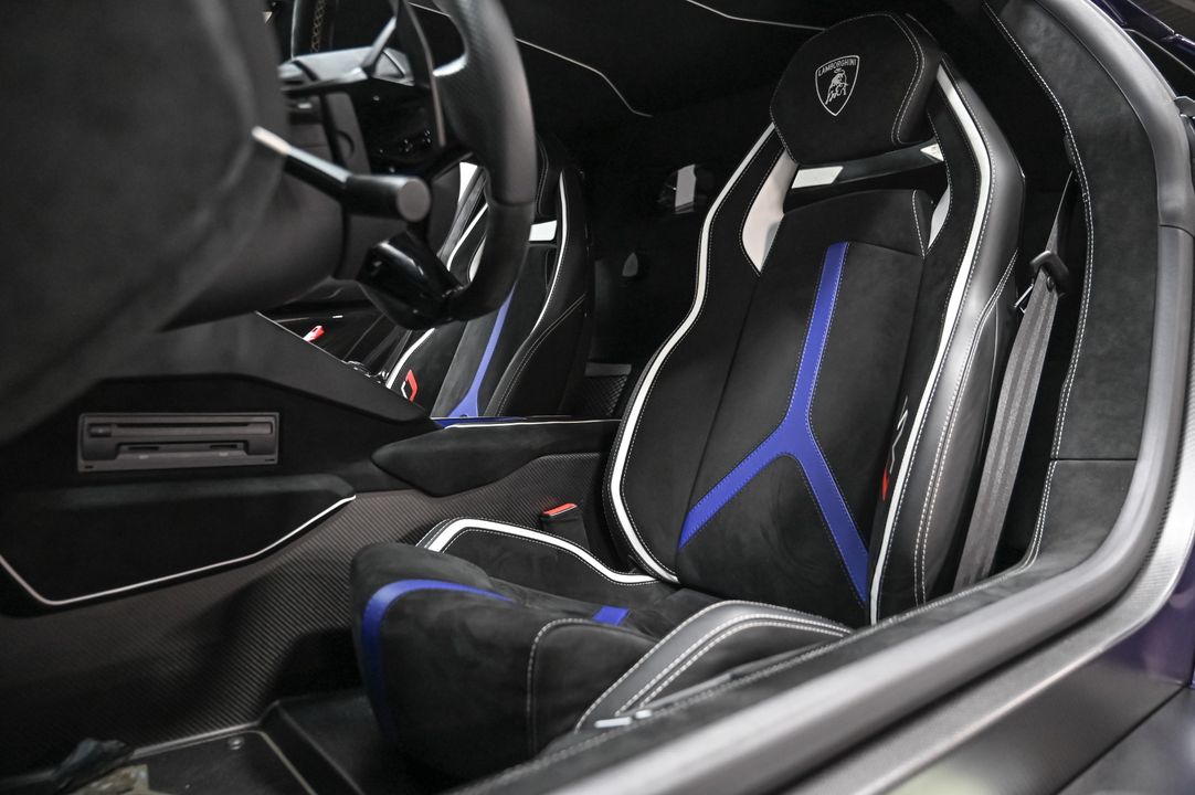 2019 Lamborghini Aventador