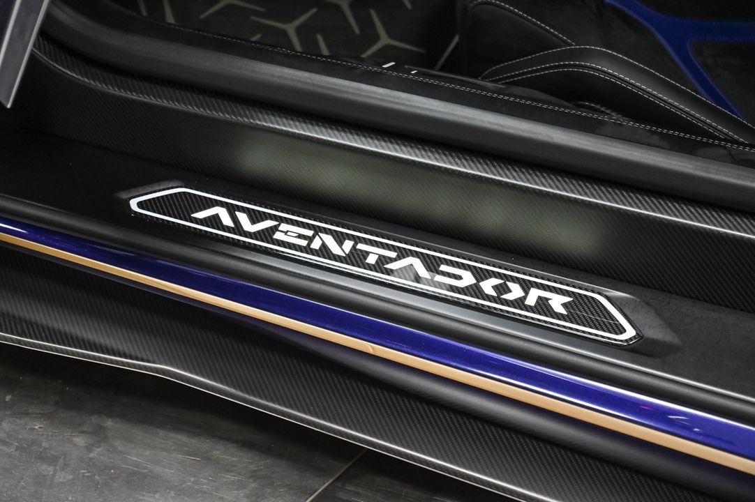 2019 Lamborghini Aventador