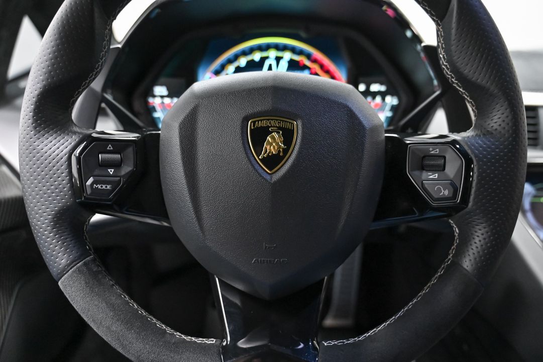 2019 Lamborghini Aventador