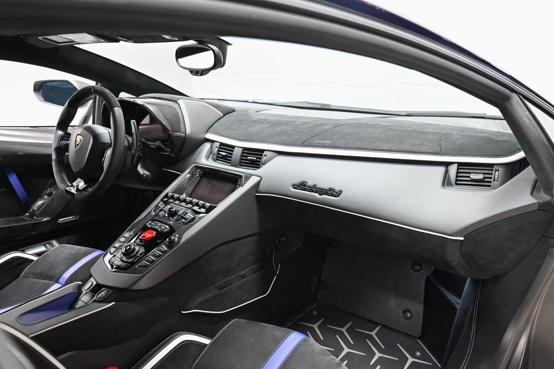 2019 Lamborghini Aventador