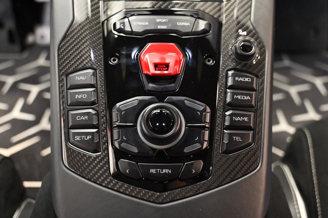 2019 Lamborghini Aventador