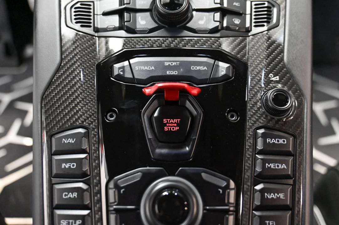 2019 Lamborghini Aventador