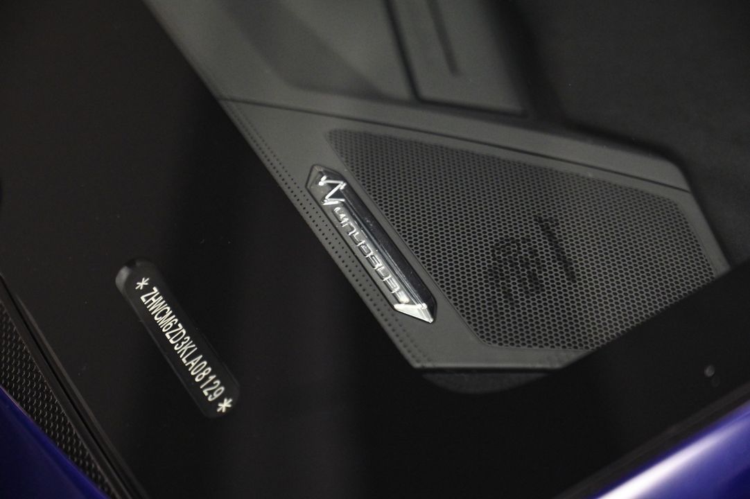 2019 Lamborghini Aventador