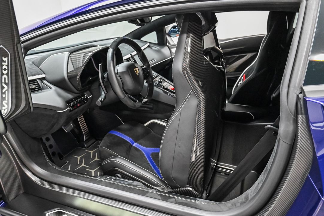 2019 Lamborghini Aventador