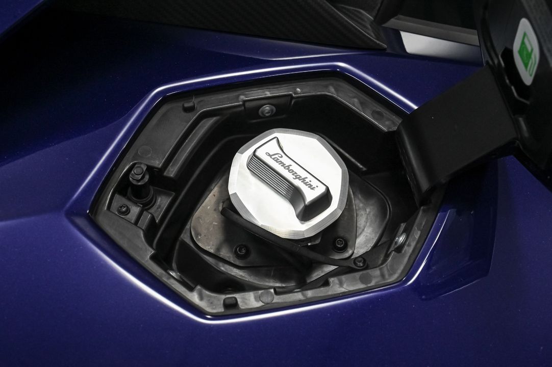 2019 Lamborghini Aventador