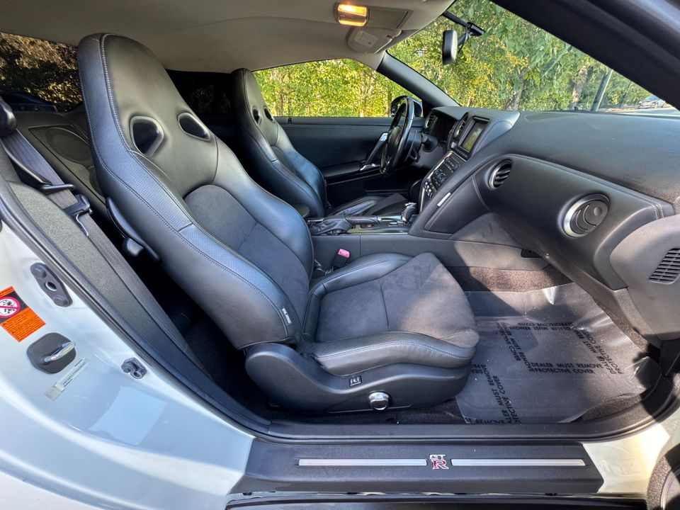 2009 Nissan GT-R Premium