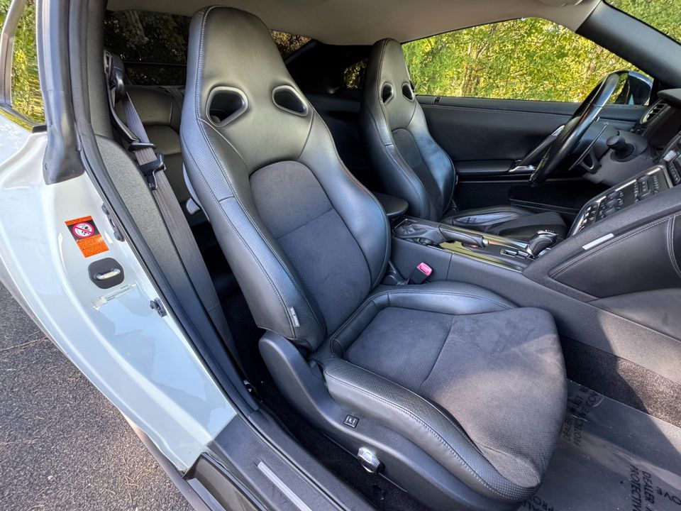 2009 Nissan GT-R Premium