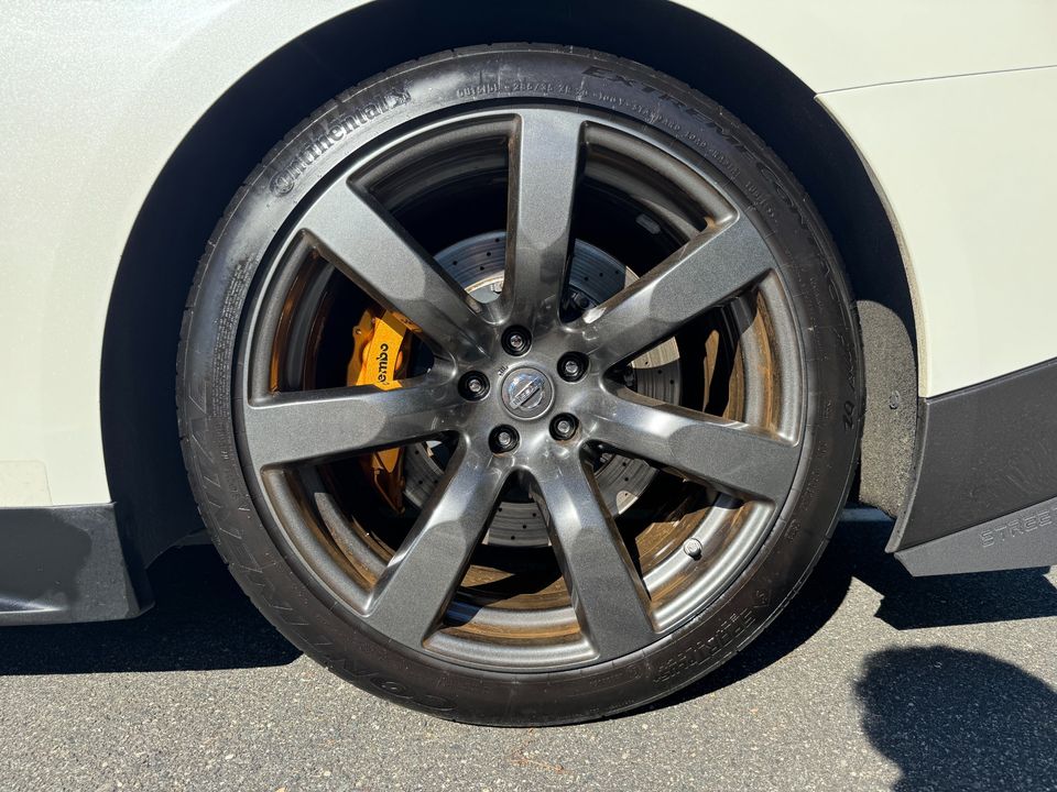 2009 Nissan GT-R Premium