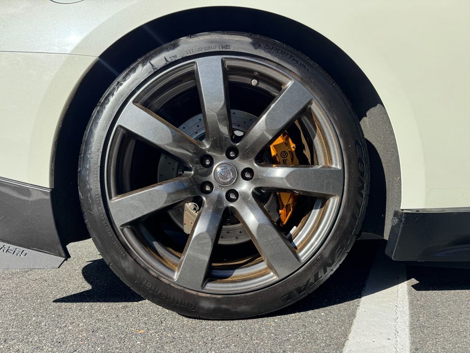 2009 Nissan GT-R Premium