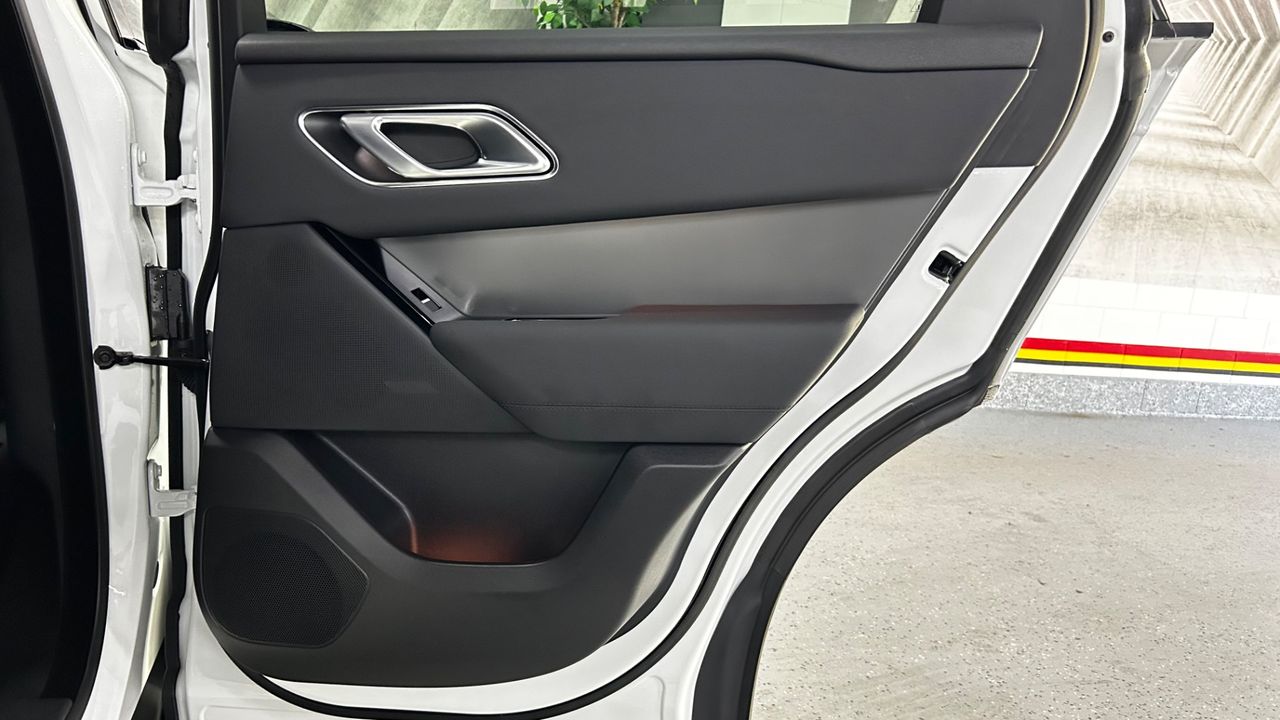 2025 Land Rover Range Rover Velar