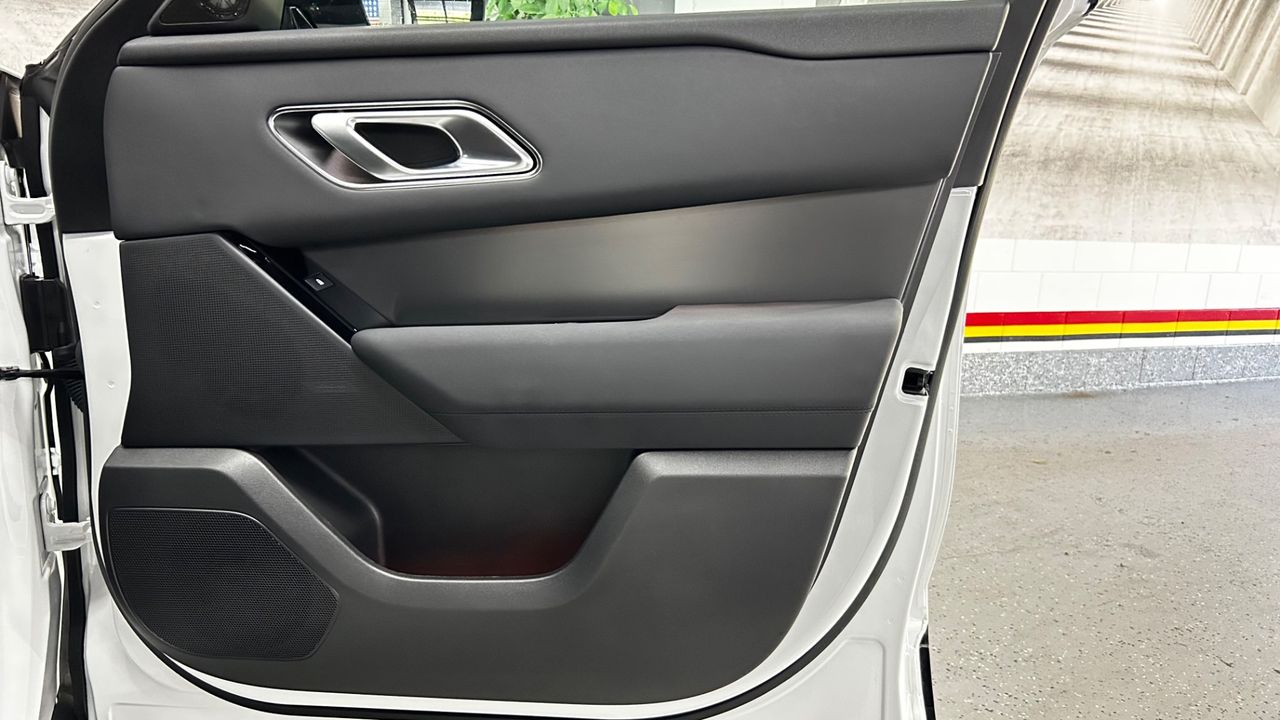 2025 Land Rover Range Rover Velar