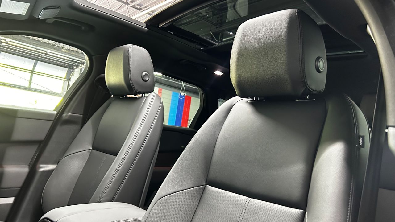 2025 Land Rover Range Rover Velar