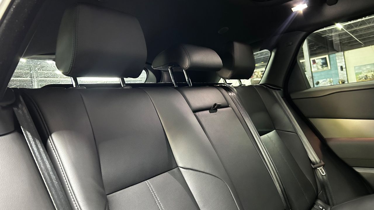 2025 Land Rover Range Rover Velar