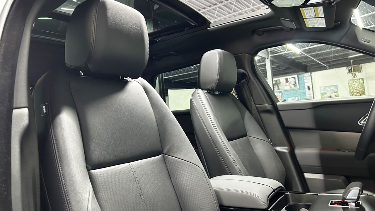 2025 Land Rover Range Rover Velar
