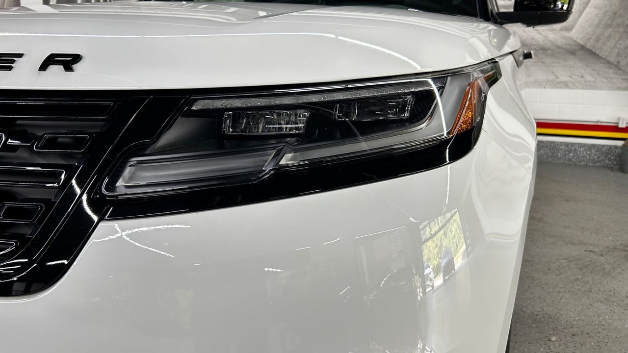 2025 Land Rover Range Rover Velar