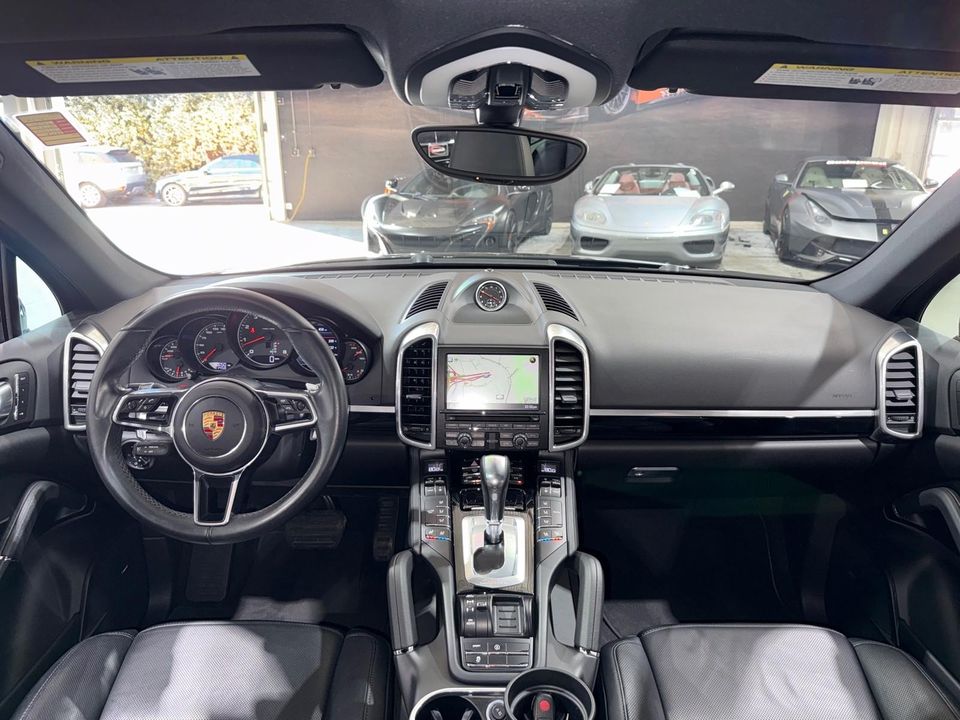 2016 Porsche Cayenne