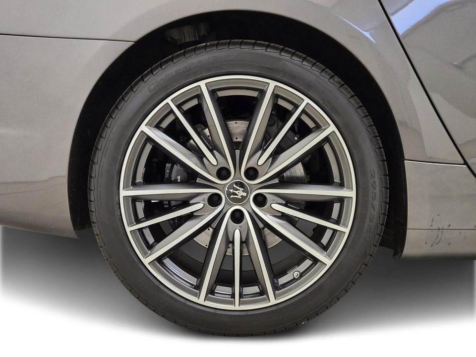2022 Maserati Quattroporte