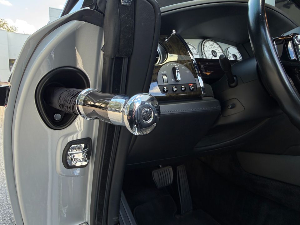 2017 Rolls-Royce Dawn