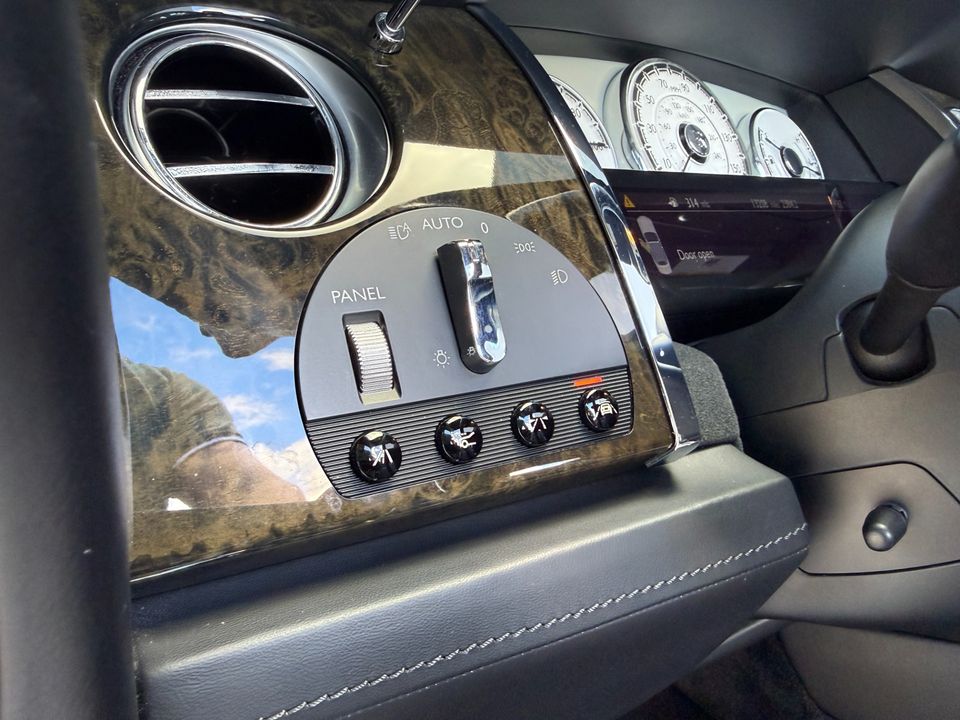 2017 Rolls-Royce Dawn