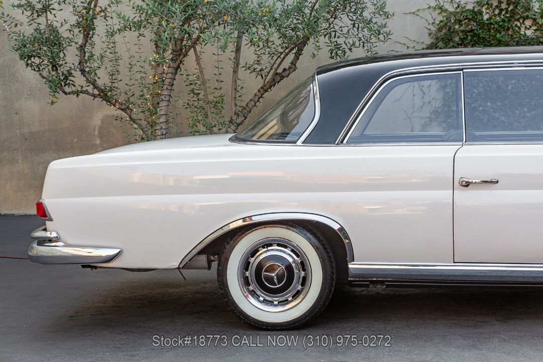 1964 Mercedes-Benz 220SEb