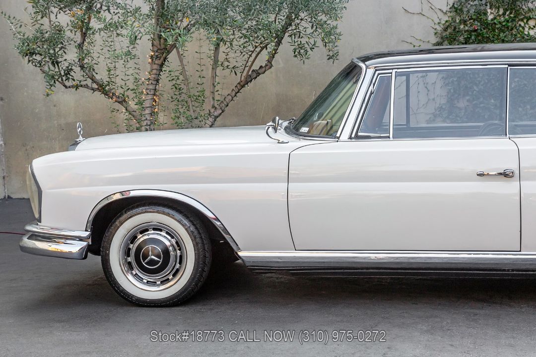 1964 Mercedes-Benz 220SEb