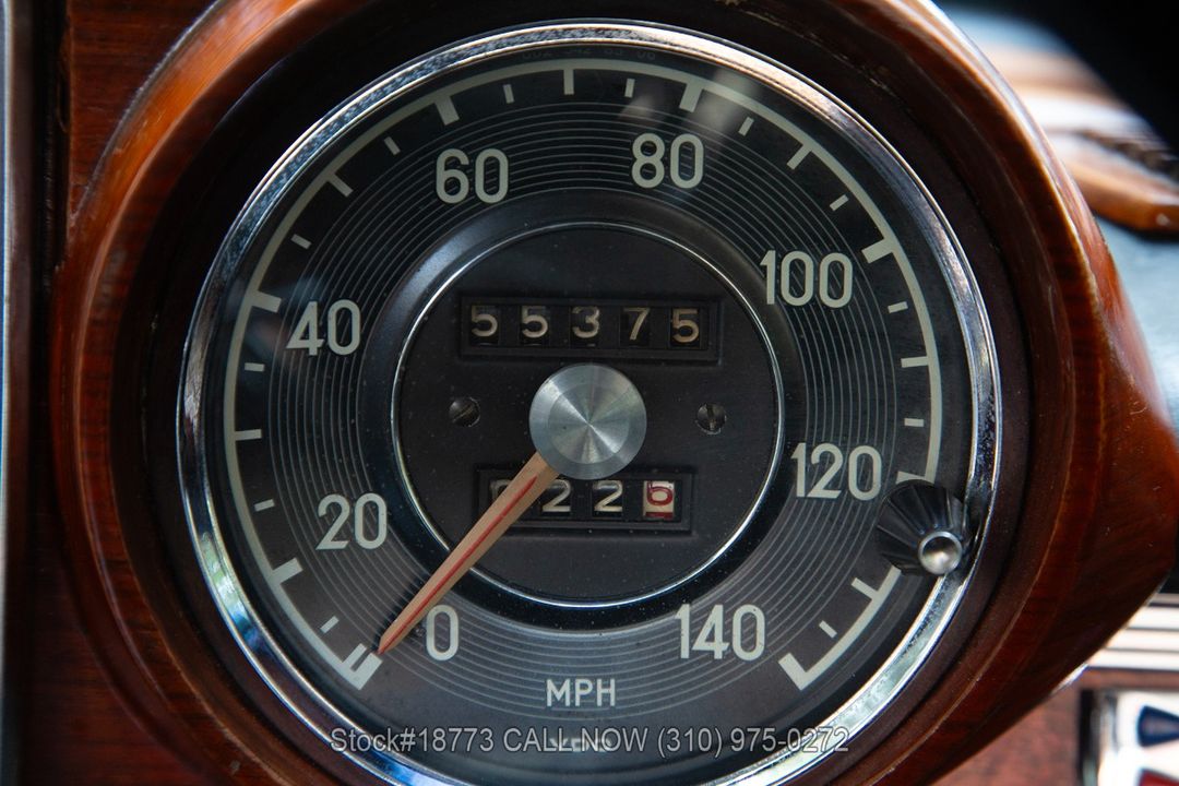 1964 Mercedes-Benz 220SEb
