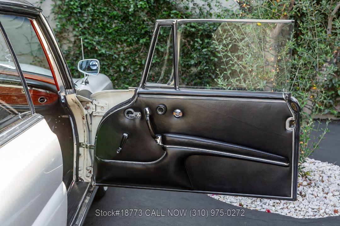 1964 Mercedes-Benz 220SEb