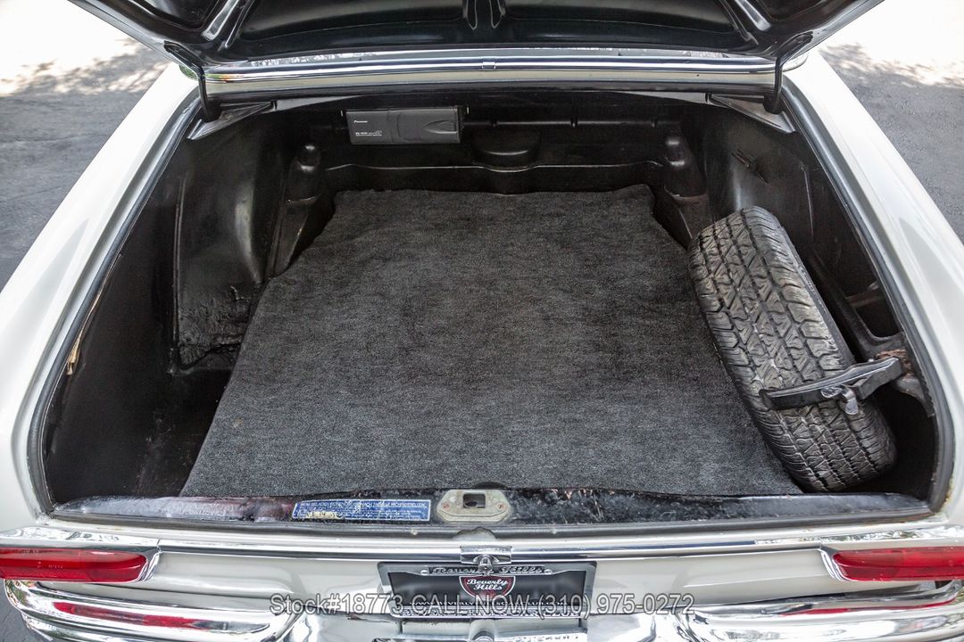 1964 Mercedes-Benz 220SEb