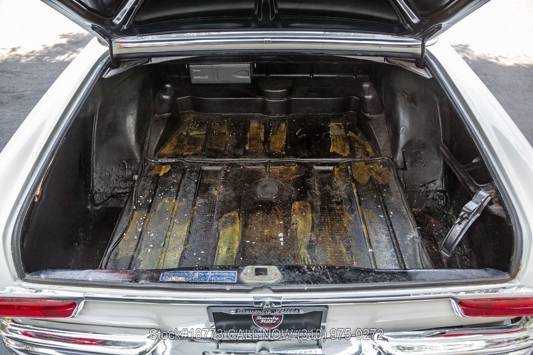 1964 Mercedes-Benz 220SEb