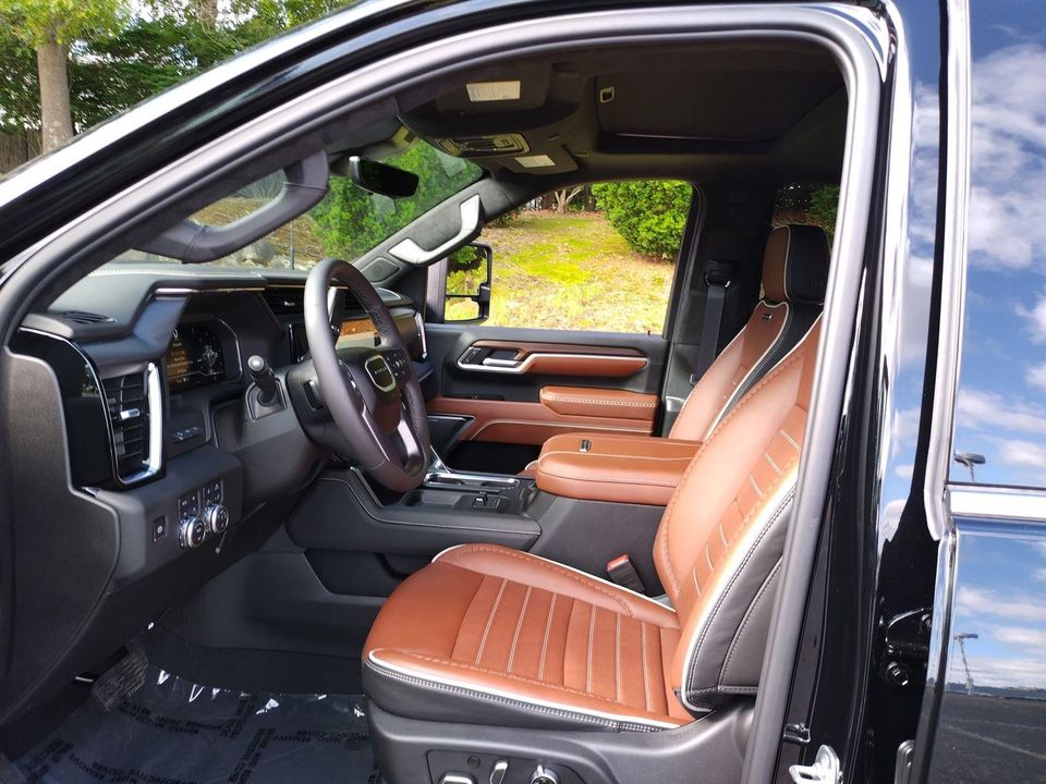 2025 GMC Sierra 3500HD
