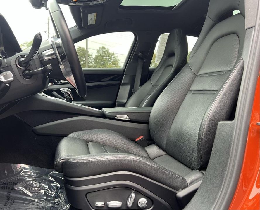 2020 Porsche Panamera