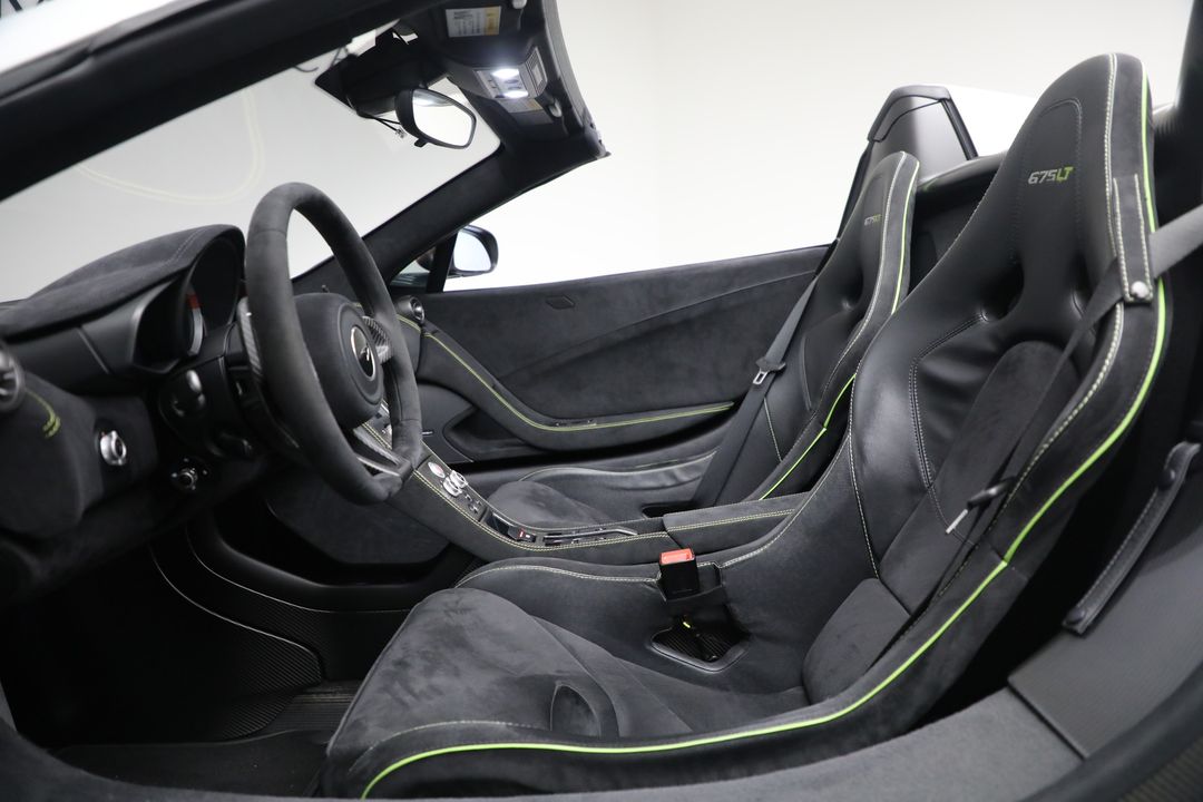 2016 McLaren 675LT Spider