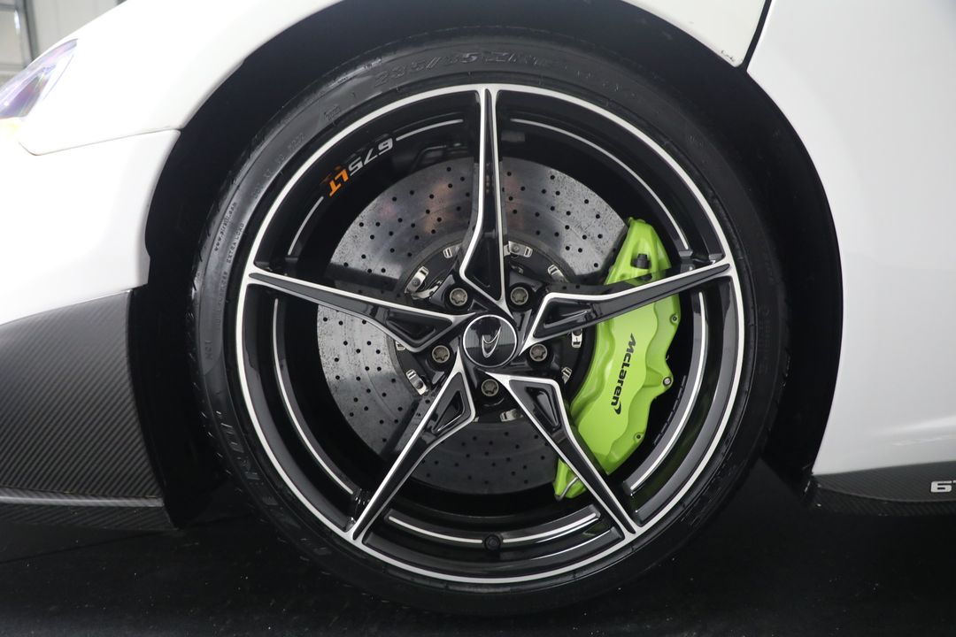 2016 McLaren 675LT Spider