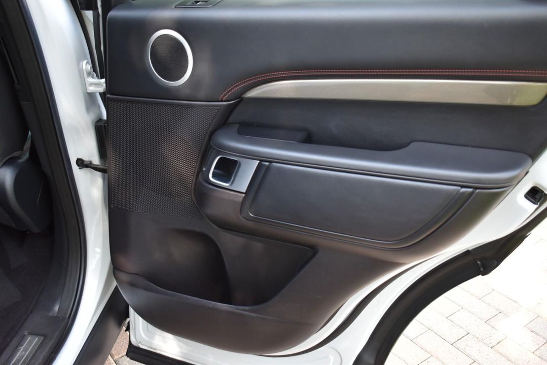 2018 Land Rover Discovery HSE V6 Supercharged
