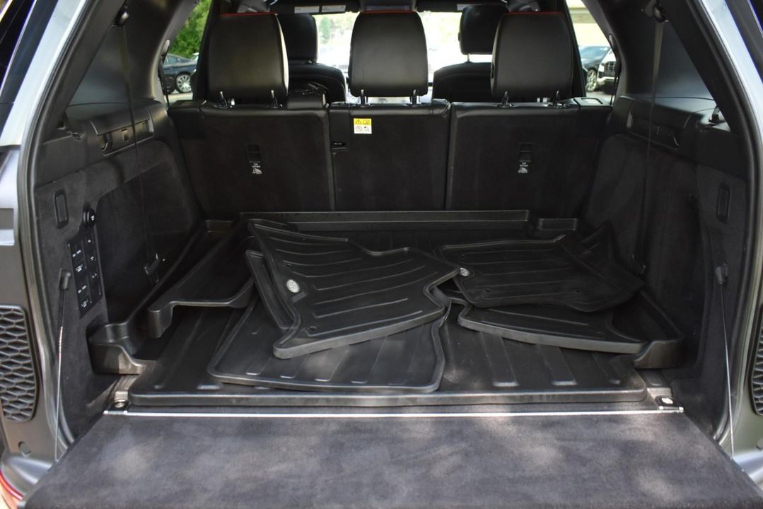 2018 Land Rover Discovery HSE V6 Supercharged