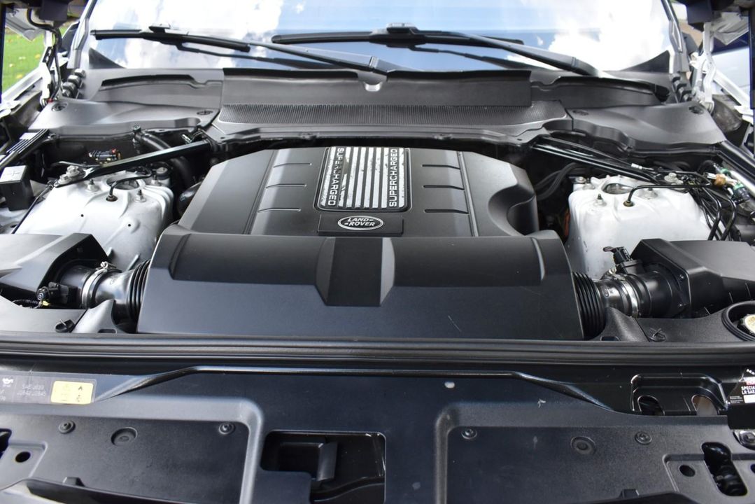 2018 Land Rover Discovery HSE V6 Supercharged