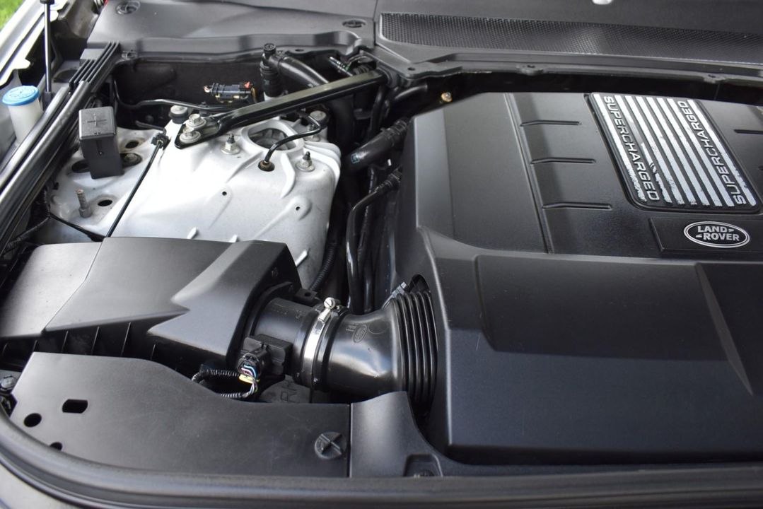 2018 Land Rover Discovery HSE V6 Supercharged