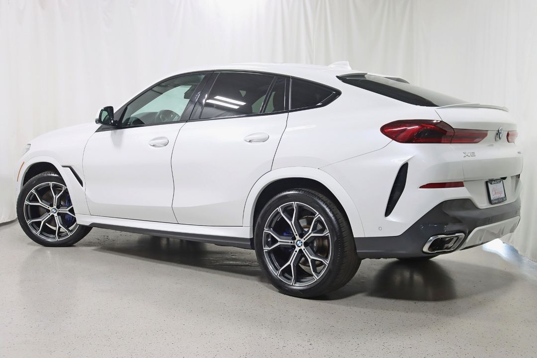 2022 BMW X6