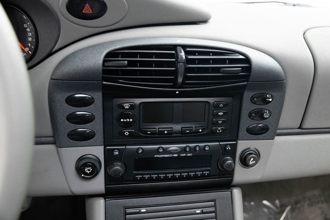 1999 Porsche 911 Carrera
