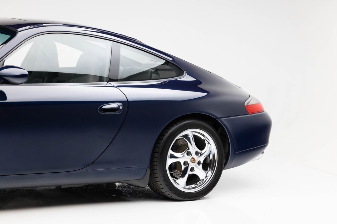 1999 Porsche 911 Carrera